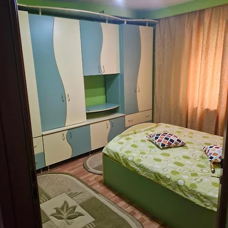 Mirela 1 Apartment